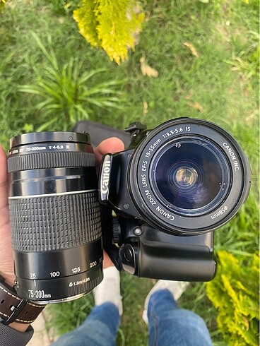 CANAN 1100 d FOTOĞRAF MAKİNESİ
