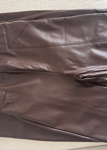 Deri Kumaş Koyu Kahverengi Midi Pantolon - Görsel 3