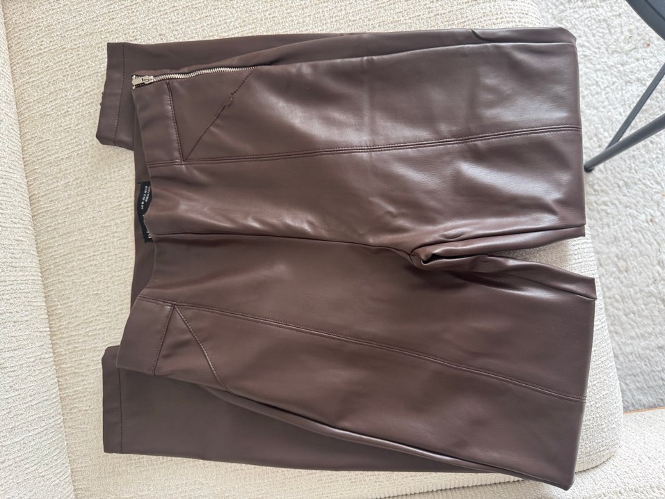 Deri Kumaş Koyu Kahverengi Midi Pantolon - Görsel 3