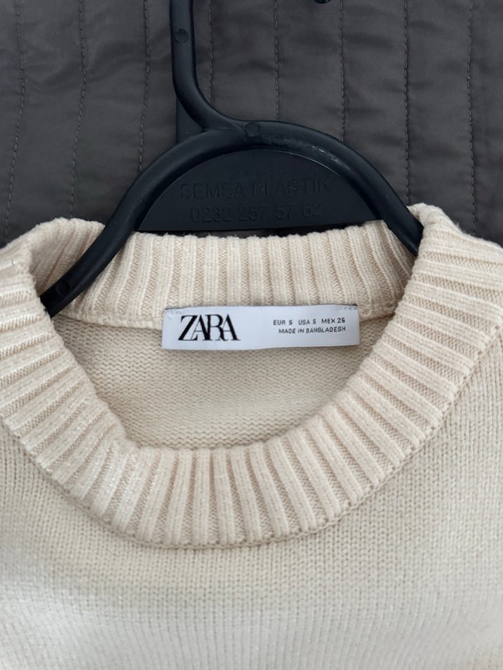 Gri Çizgili Beyaz Örgü Kadın Kazak - Görsel 4