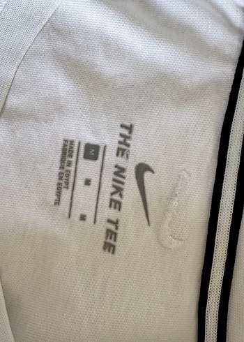 Nike Beyaz  Tişörtü, Kısa Kollu, Rahat Kesim - Görsel 4