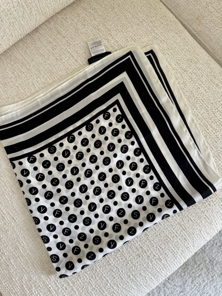 Kadın Siyah Beyaz Puantiyeli Fular - Görsel 2