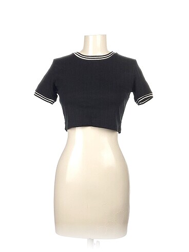 PreLoved T-shirt %70 İndirimli.