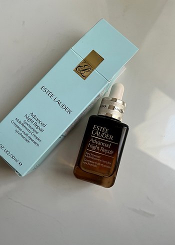 Estée Lauder Advanced Night Repair Serum