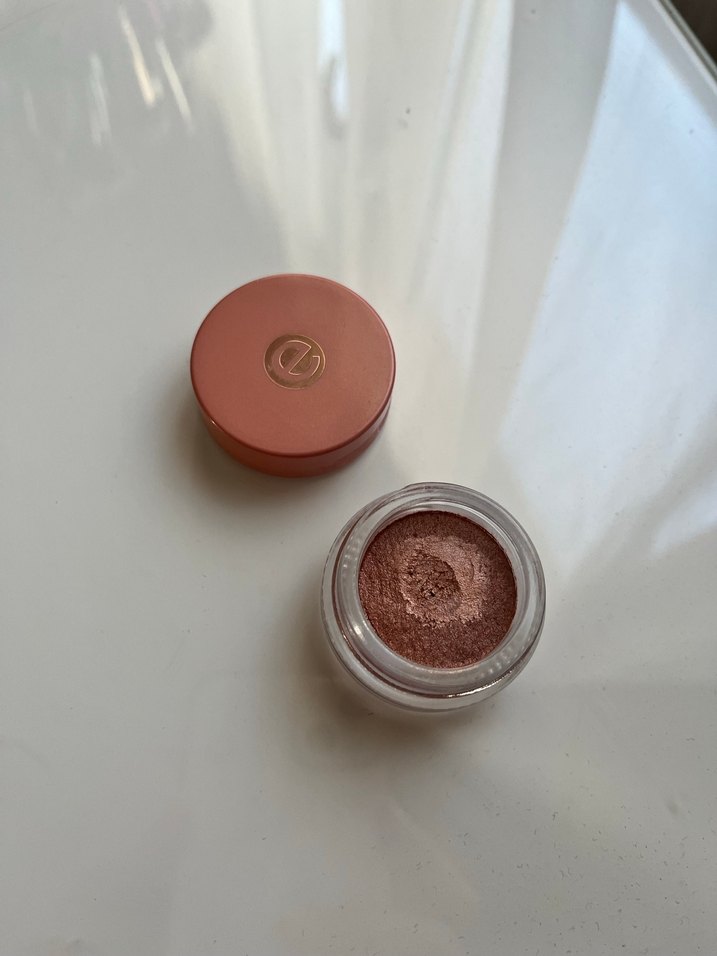 Essence krem far - Görsel 2