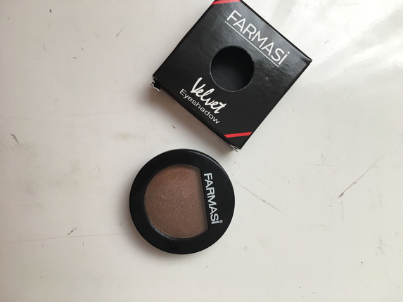 Farmasi Farmasi bronz kahve far