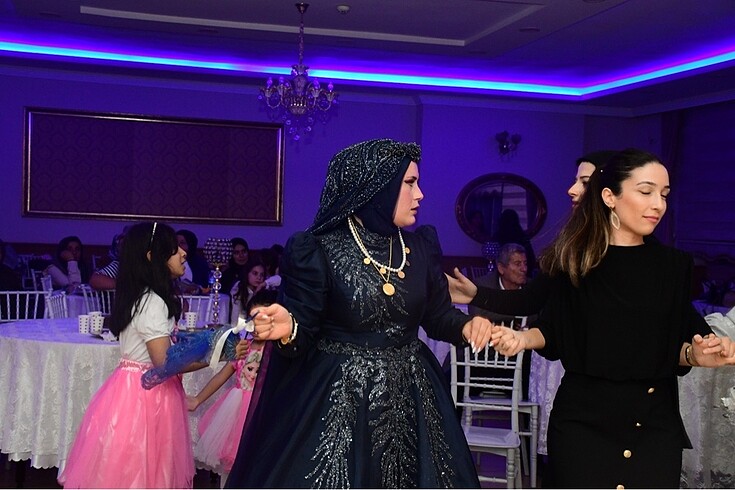 44 Beden lacivert Renk Nişanlık gece elbisesi