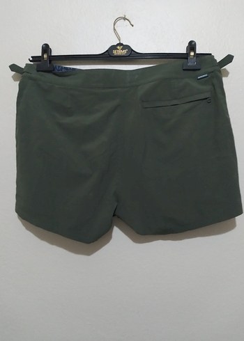 Kemerli Koyu Yeşil Erkek Şort - Görsel 2