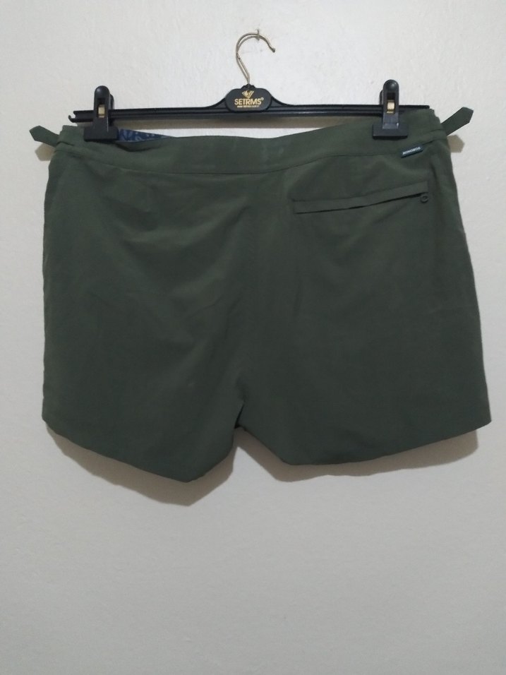 Kemerli Koyu Yeşil Erkek Şort - Görsel 2