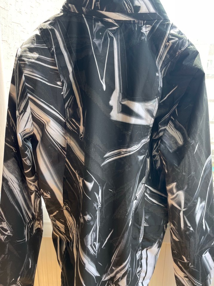 ORİJİNAL NİKE HAFİF VE HAVA ALABİLEN KUMAŞ RÜZGARLIK - Görsel 4