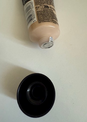Beden Maybelline Fit Me Mat Fondöten