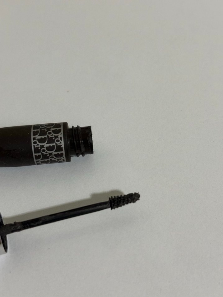 Dior renkli kaş jeli - Görsel 3