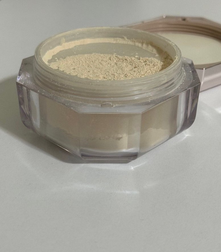 Tam boy Fenty beauty pudra butter 02 - Görsel 4