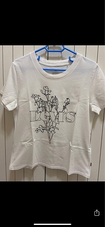 Levis tişört