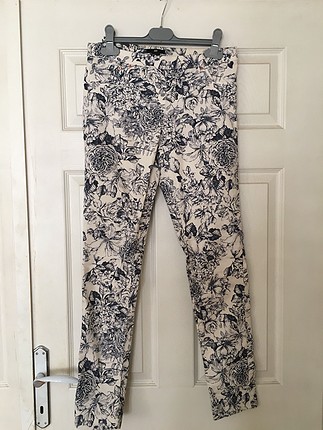 H&M H&M ÇİÇEK DESENLİ PANTOLON