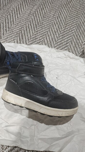 H&M Su geçirmez çocuk botu