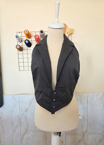 Düğmeli Gri Kadın Kumaş Büstiyer - Görsel 2