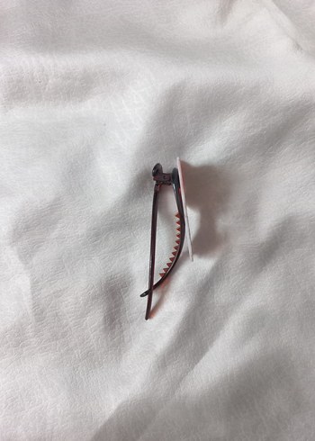 Kahverengi Kedi Figürlü Toka - Görsel 2