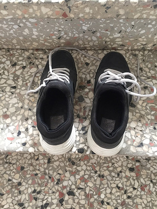 36 Beden siyah Renk Bershka spor ayakkabı 
