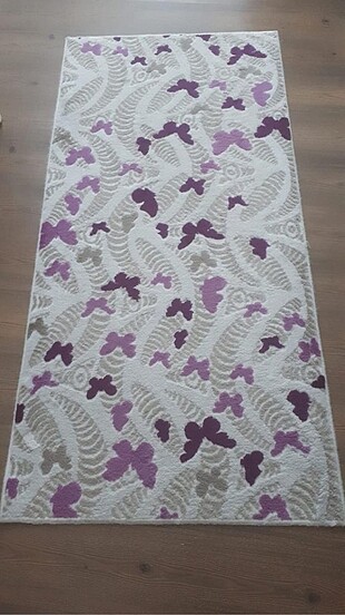 180x70 kelebek desenli halı