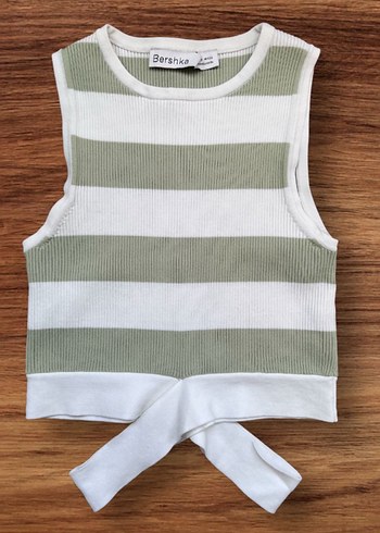 Bershka Çizgili Crop