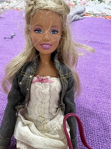 Barbie Bebek