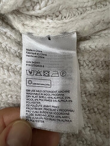 m Beden beyaz Renk H&M Kazak