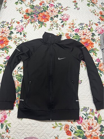 Nike fermuarlı üst