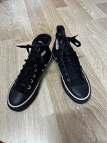 Converse spor ayakkabı