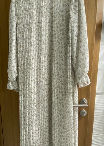 Beyaz Şifon Piliseli Uzun Kollu Bohem Elbise - Görsel 5