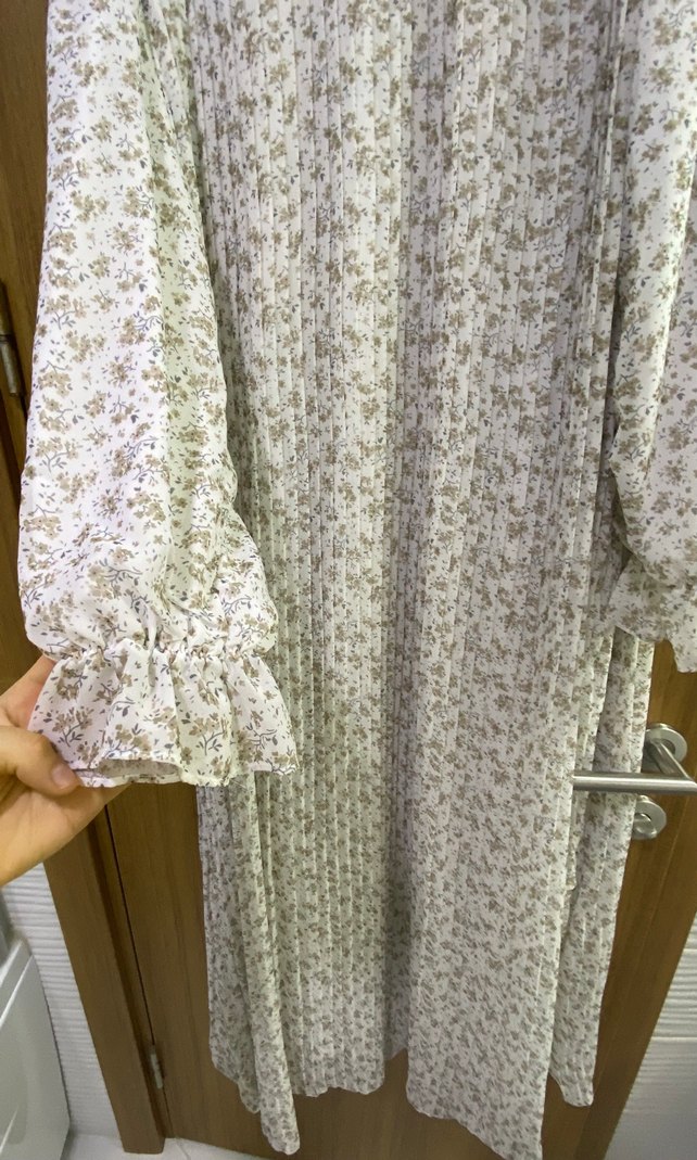 Beyaz Şifon Piliseli Uzun Kollu Bohem Elbise - Görsel 2