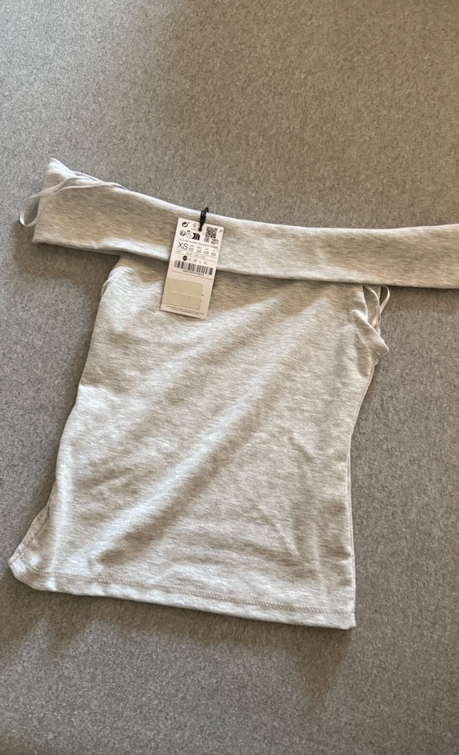 stradivarius omzu açık bluz üst - Görsel 3