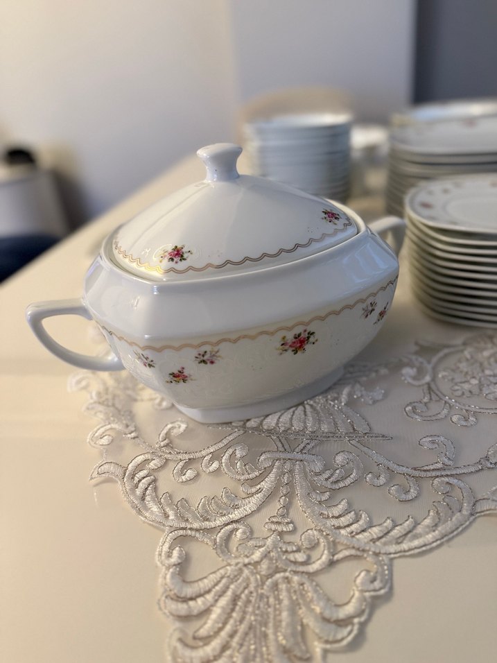 Korkmaz 12 Kişilik Porselen Yemek Takımı - Görsel 2