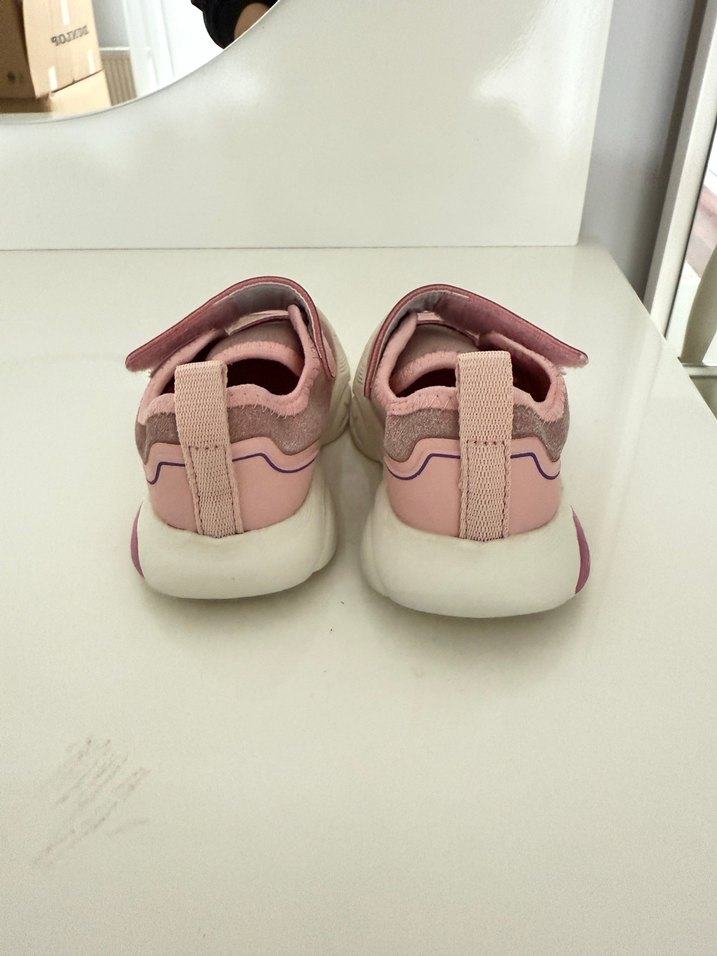 Vicco bebek ayakkabısı sıfır gibi tertemiz - Görsel 3