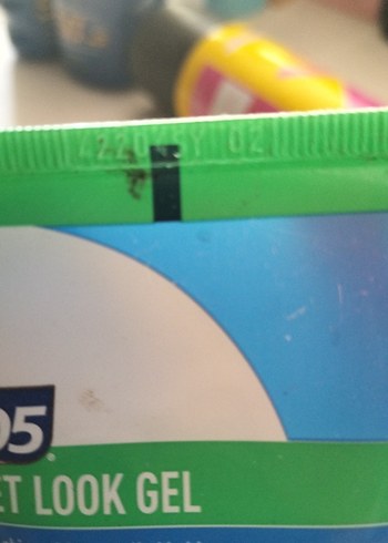 VO5 Saç Jeli, Koruyucu Sprey ve Saç Spreyi Seti - Görsel 11