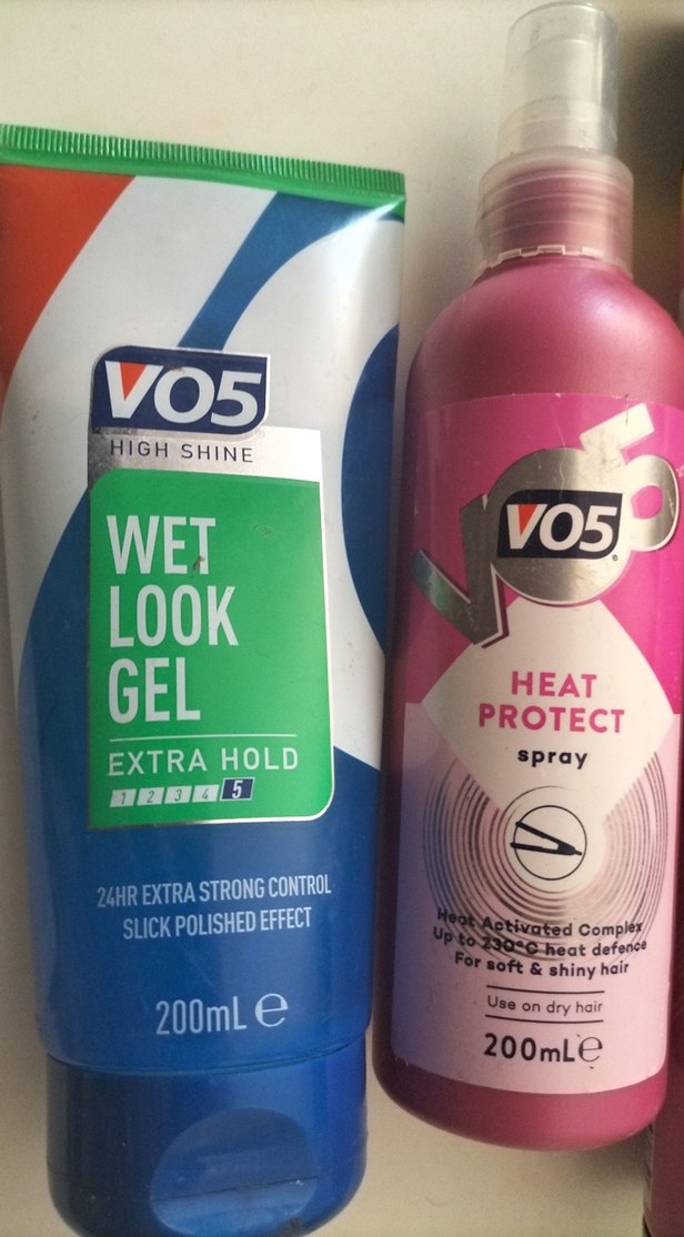VO5 Saç Jeli, Koruyucu Sprey ve Saç Spreyi Seti - Görsel 2