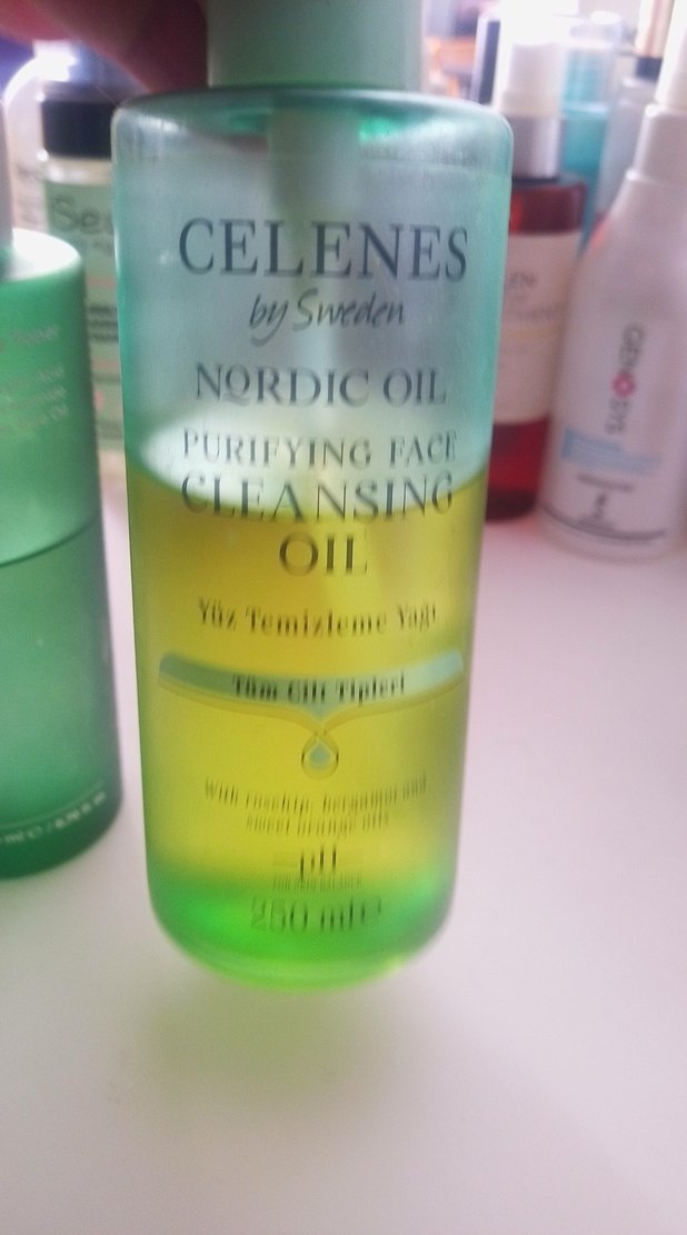 Celenes Nordic Oil Arındırıcı Yüz Temizleme Yağı 250 ml - Görsel 4