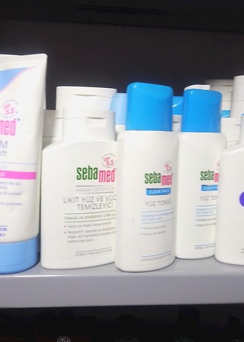 CeraVe Nemlendirici Köpüren Yüz Temizleyici - Görsel 8