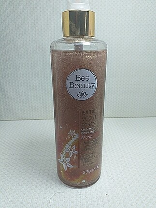 Bee beauty