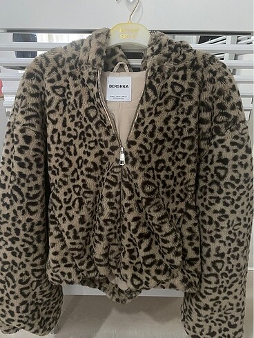 Bershka Bershka leopar kürk