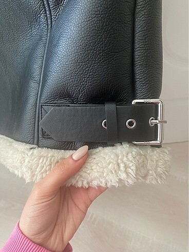 xs Beden siyah Renk Bershka yelek