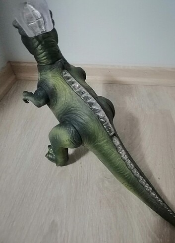 Diğer Pilli ışıklı yürüyen ses çıkaran t-rex dinozor