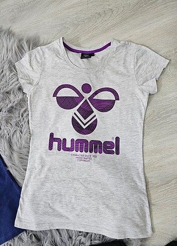 Hummel 4 adet tişört 2si hummel yepyeni
