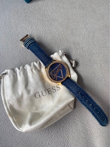 Guess denim saat