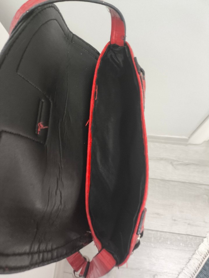 Kırmızı Rugan Yılan Desenli Tokalı Çanta - Görsel 3