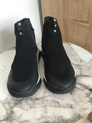29 Beden Ürün Zara