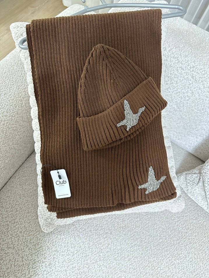 KUTULU Beymen Club Atkı-Şapka Takımı - Görsel 2