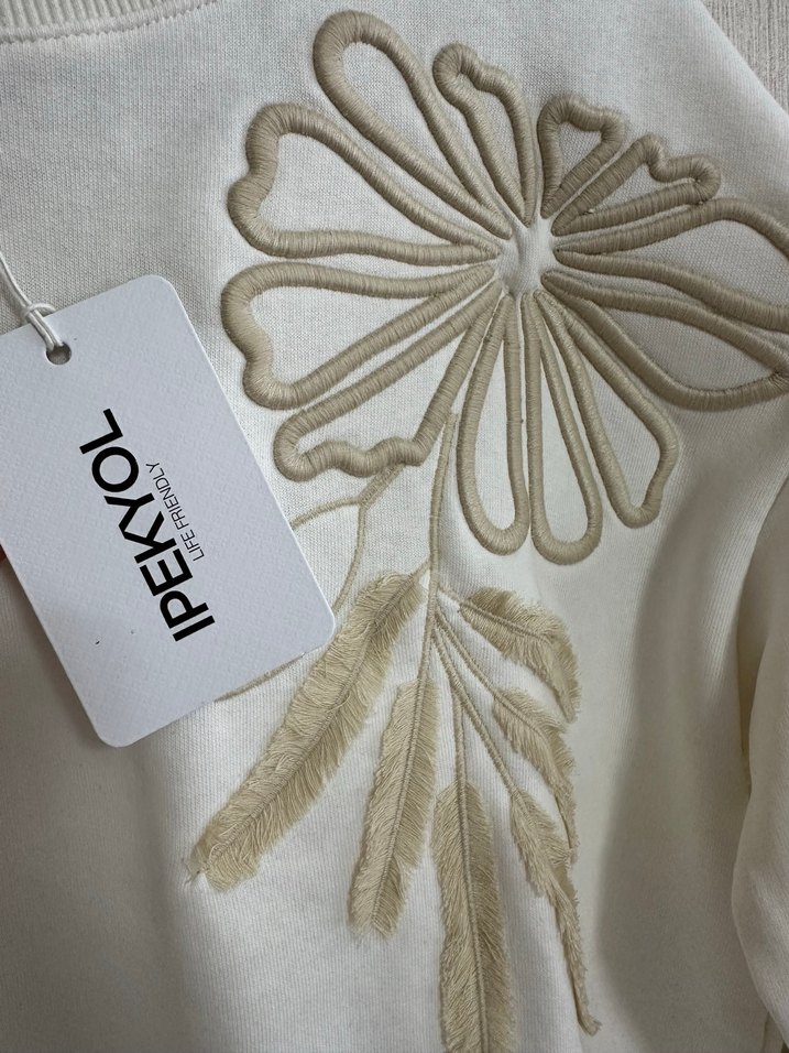 İPEKYOL Nakışlı sweatshirt - Görsel 3
