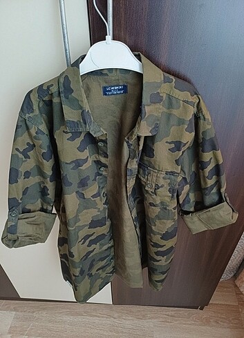 LC Waikiki Harika bir gömlek