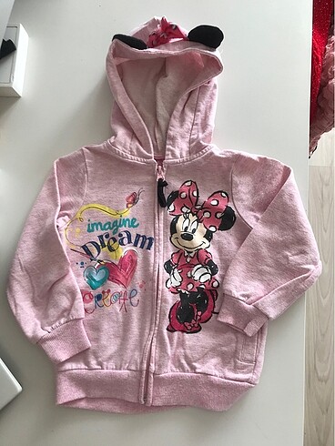 Kapşonlu sweatshirt